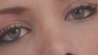 Sušikti vyrų nesavanaudiškai veido cumshot