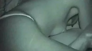Jis skleisti savo kojų ir pakliuvom savo draugei pūlingas