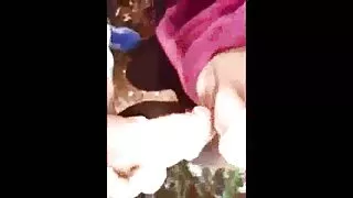 Kink apskretėlė apskretėlė kregždės cum iš vaikino gaidys