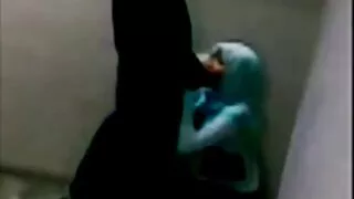 Grojimas Pūlingas ant grindų Spalvingas Brunetė