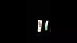 Gana skanios Brunetė džiaugiasi jaunikis gaidys